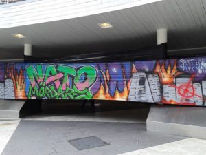 Grafitti mot NATO2